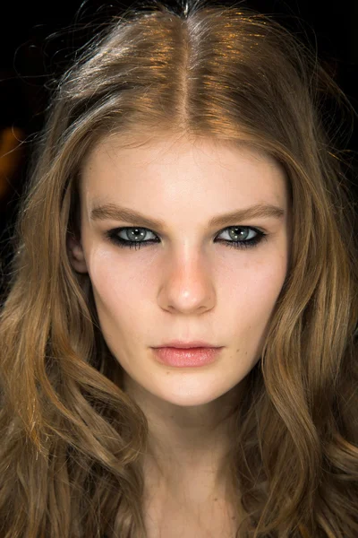 Look 30